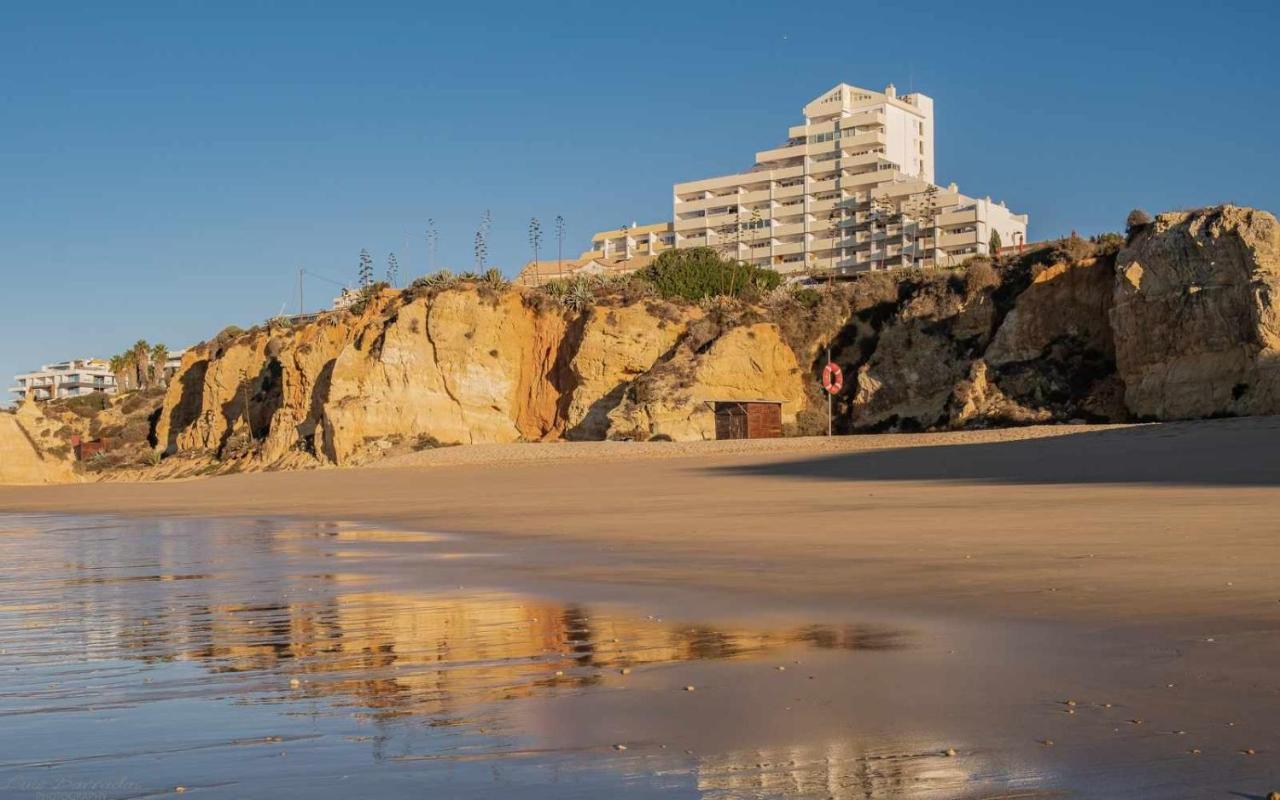 Apartamentos Torre Da Rocha Frente Ao Mar Portimão Kültér fotó