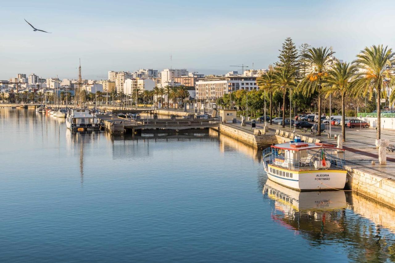 Apartamentos Torre Da Rocha Frente Ao Mar Portimão Kültér fotó