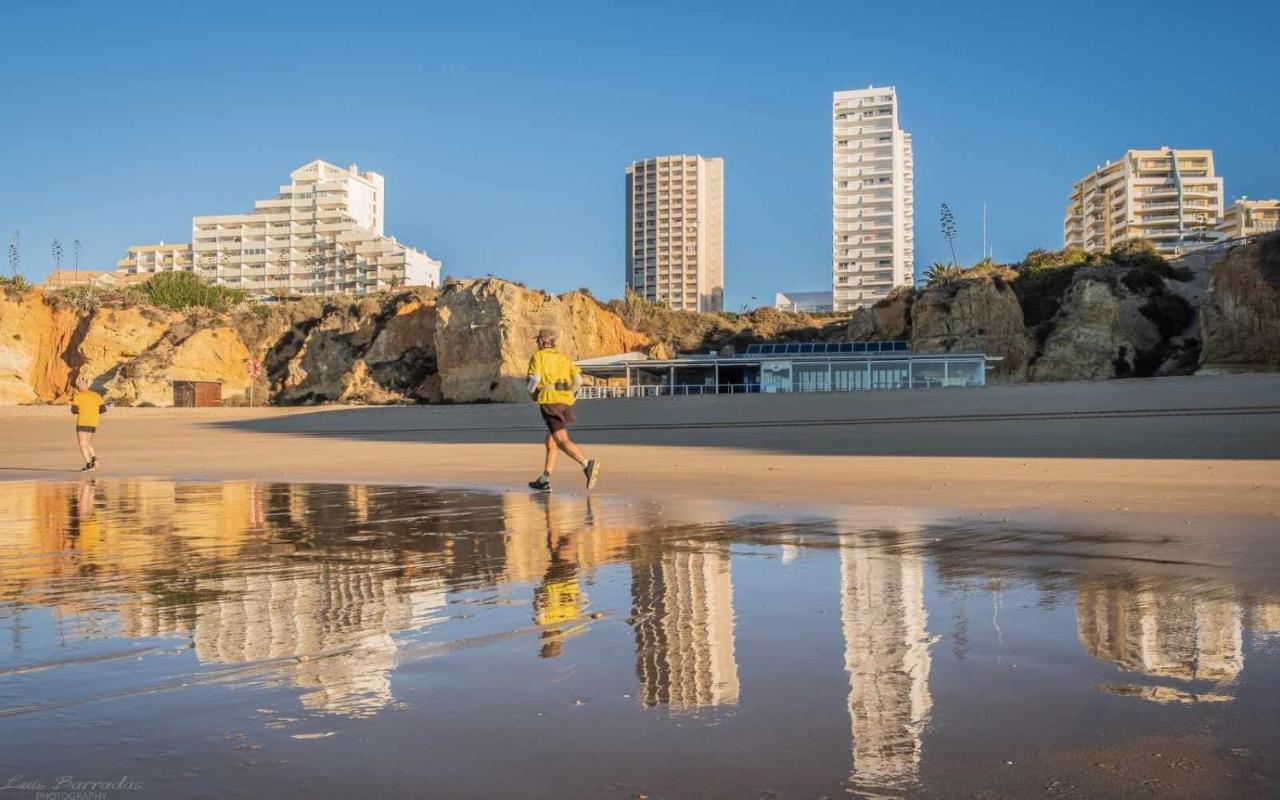 Apartamentos Torre Da Rocha Frente Ao Mar Portimão Kültér fotó